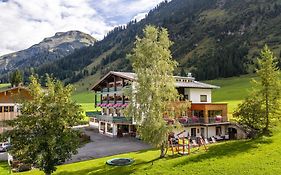 Hubertus, 3 Sterne Superior